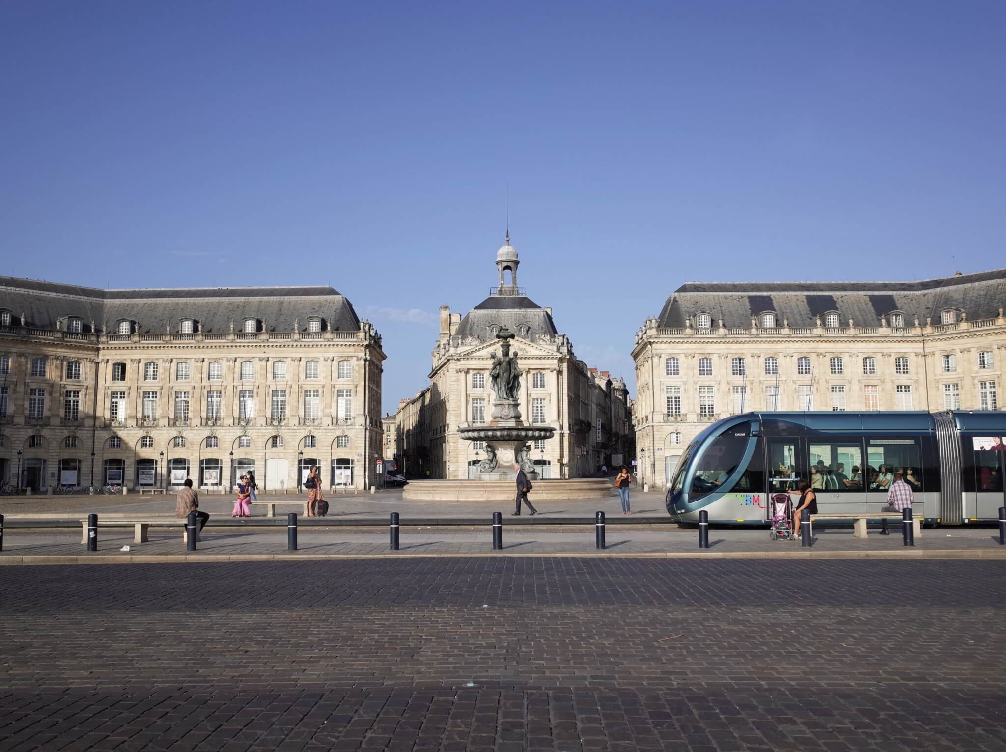 Solo female Bordeaux: a safe and liberating escape - Bordeaux Wine Trails