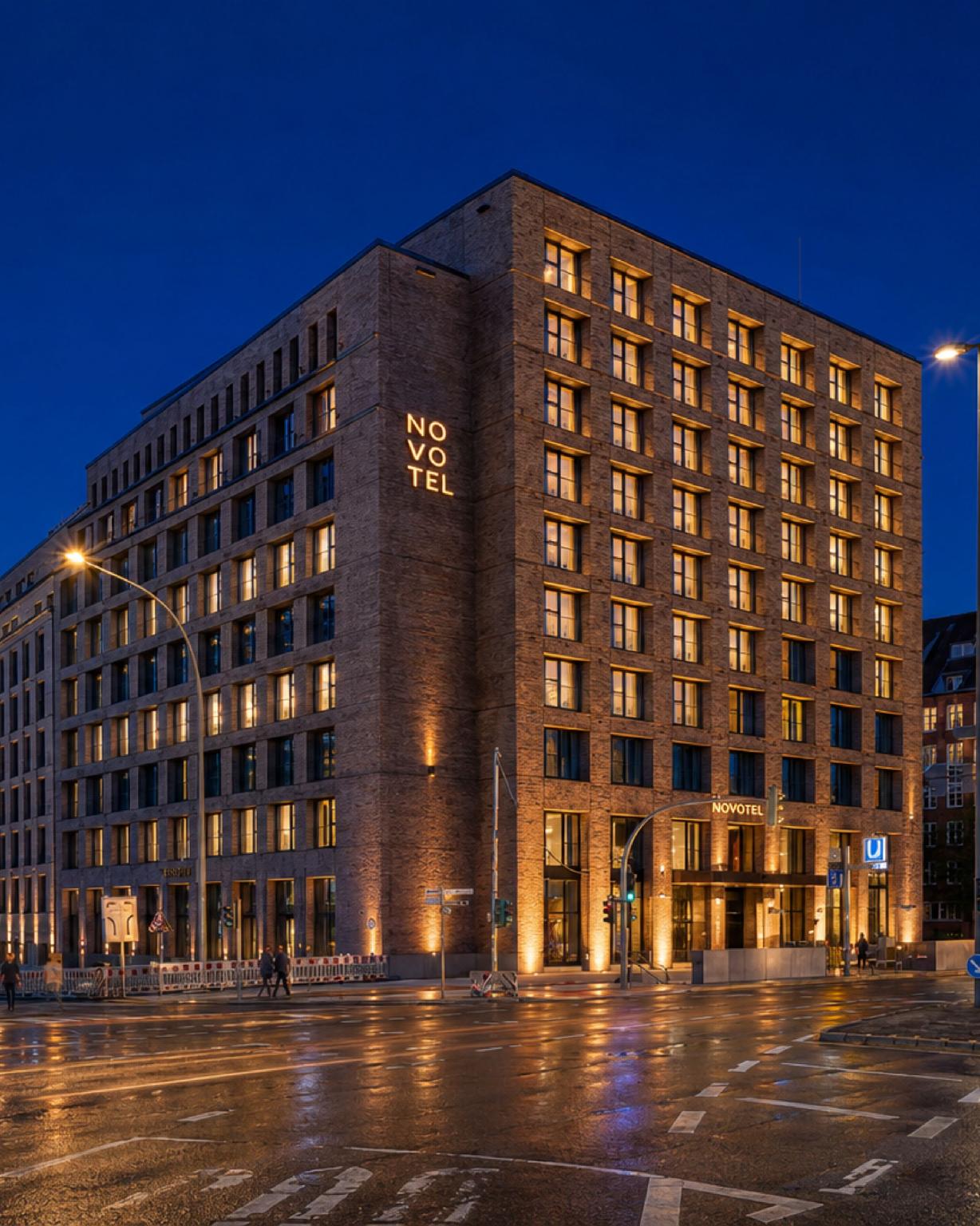 Novotel Hamburg Central Station - Hamburg