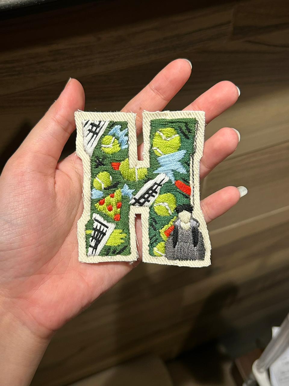 Embroidered catalog piece 031