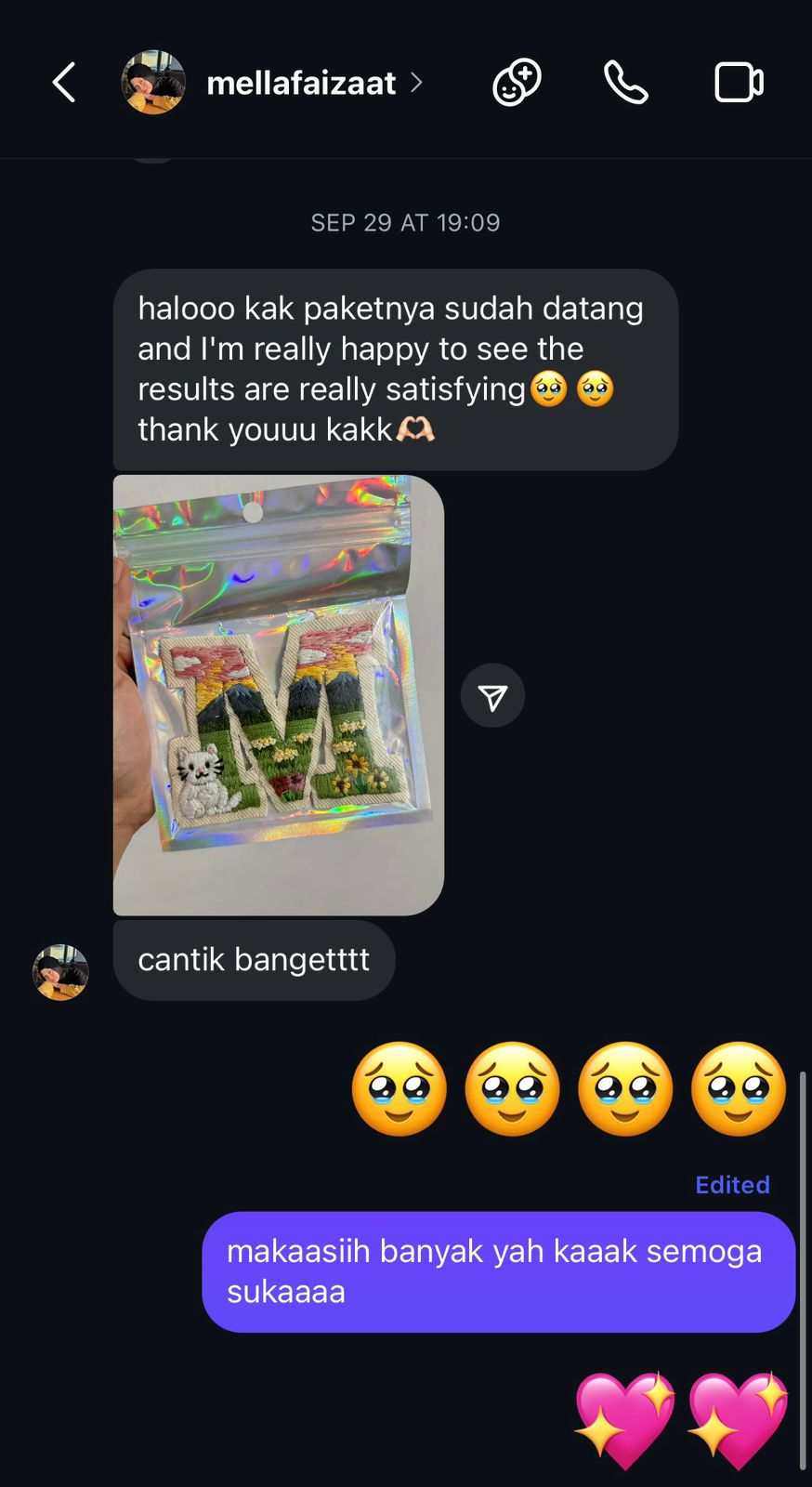 Customer testimony with embroidered piece