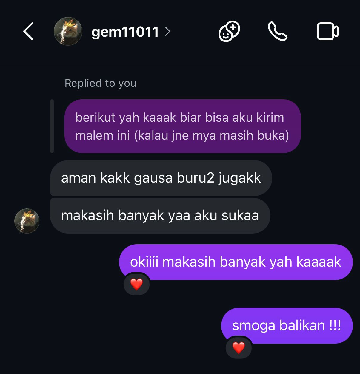 Customer testimony with embroidered piece