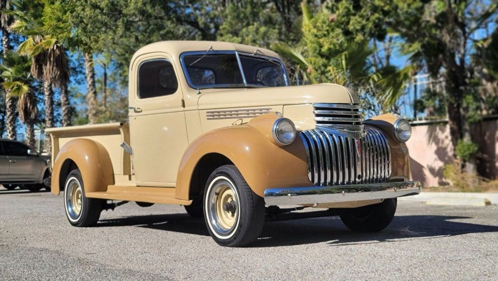 1946 Chevrolet Pickups 1/2-Ton Pickup / Restored