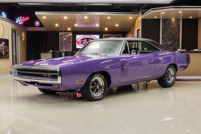 GEORGEOUS 1970 Dodge Charger R/T