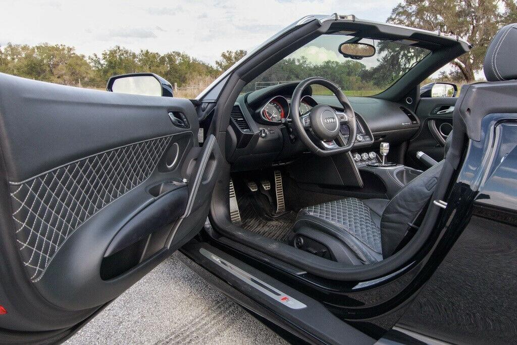 2014 Audi R8 5.2 V10 Spyder