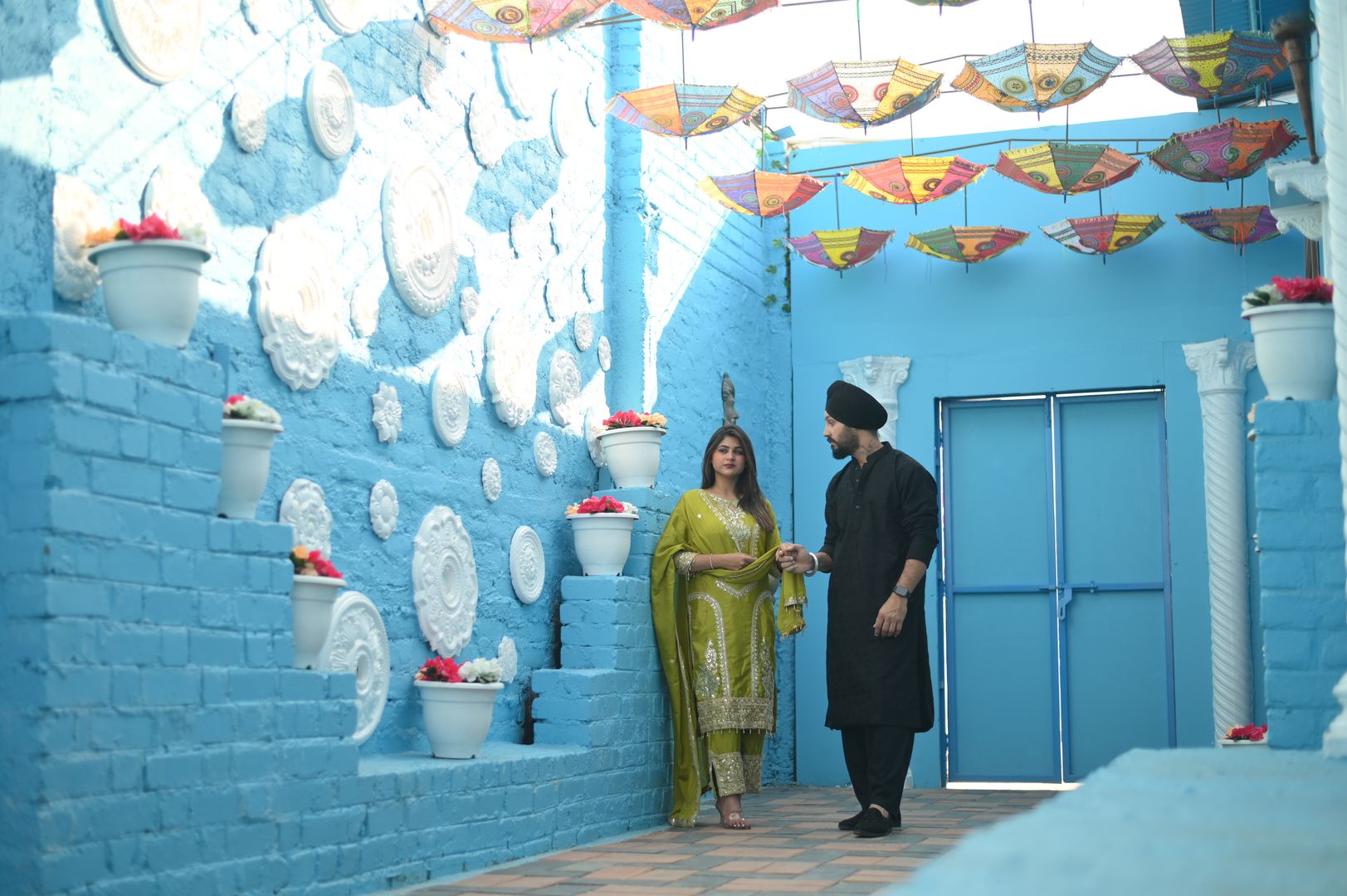 Blue Jodhpur themed photoshoot set with stunning azure walls and intricate motifs inspired by Rajasthan located in Nagpur SEDO