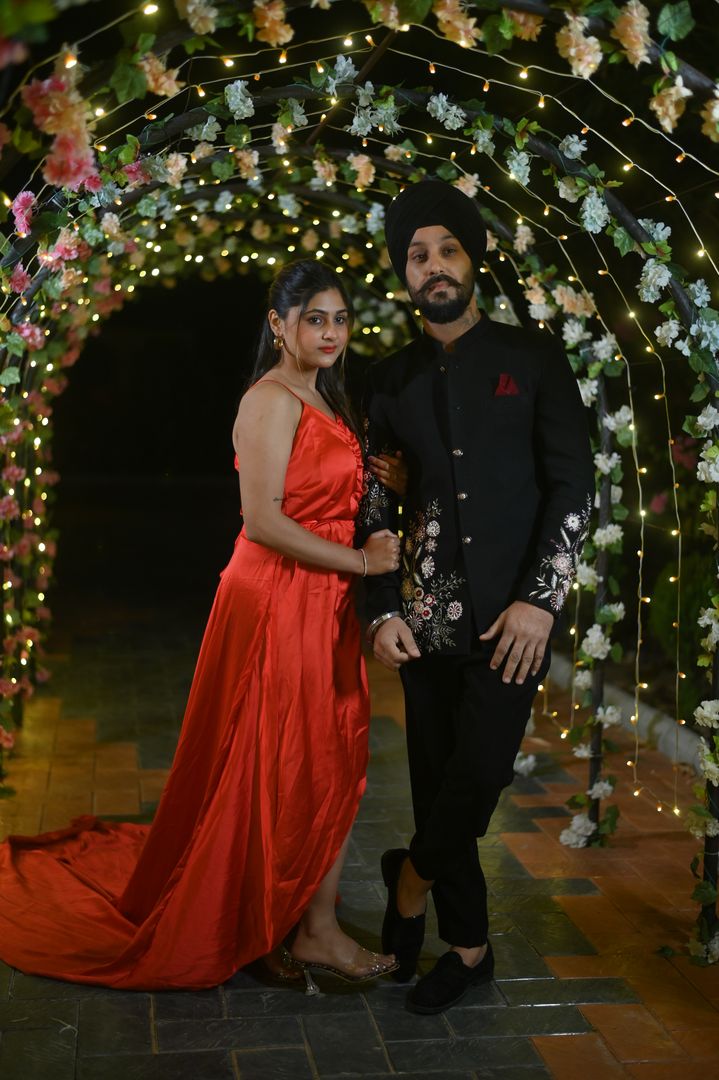 Floral Arch photoshoot set with breathtaking flower arrangements and ambient lighting for wedding and portrait photography located in Nagpur SEDO