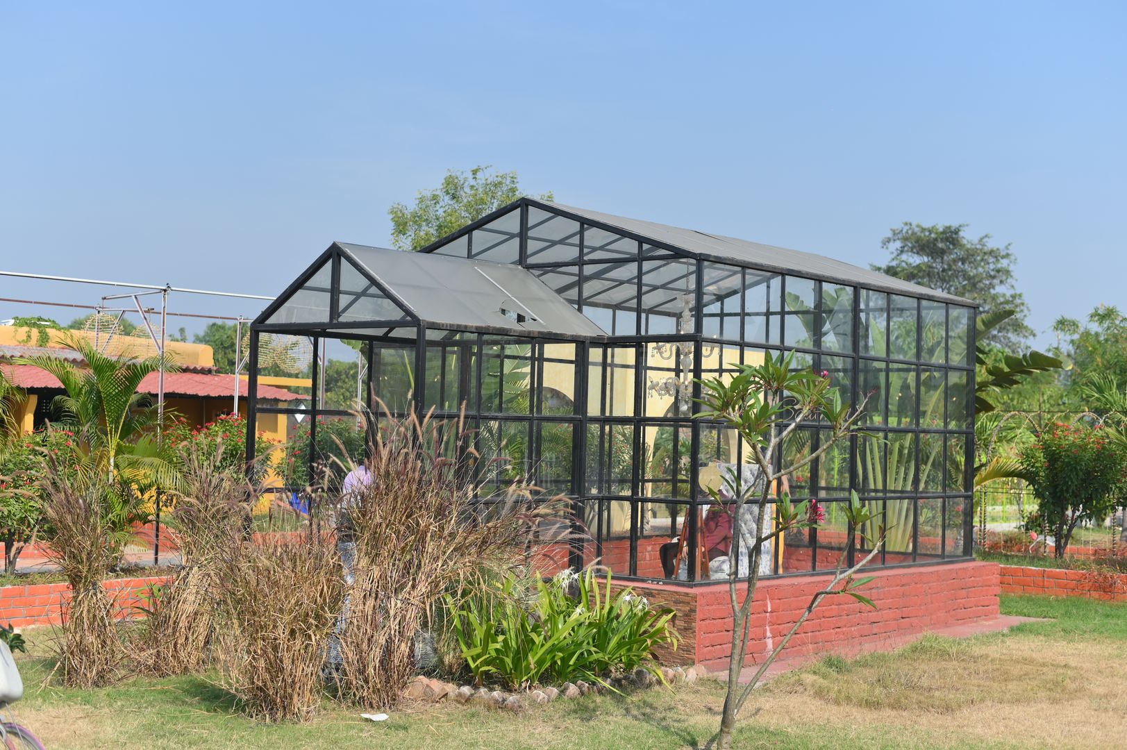 Glass House 6 JPG