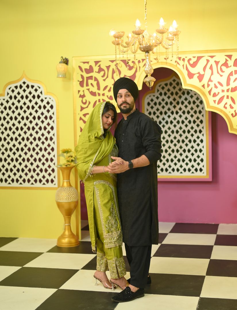 Indo Ethnic luxury photoshoot set with ornate jharokhas and royal decor for traditional themed portraits located in Nagpur SEDO