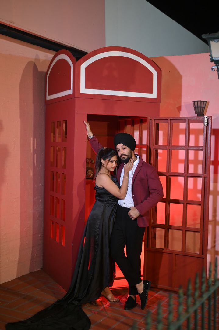 London Street themed photoshoot set with British architecture and red telephone booth for European style portraits located in Nagpur SEDO