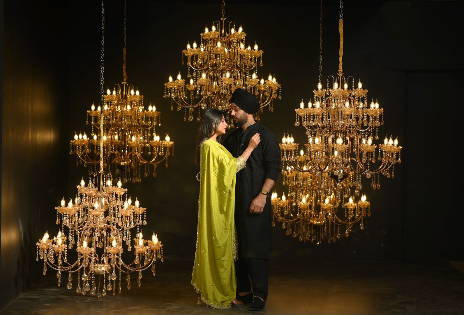 Elegant Couple Photography Set