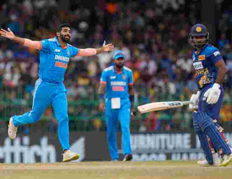 Netizens Angry as Bumrah Takes Another 'Family Break' Amidst IND vs AUS Series