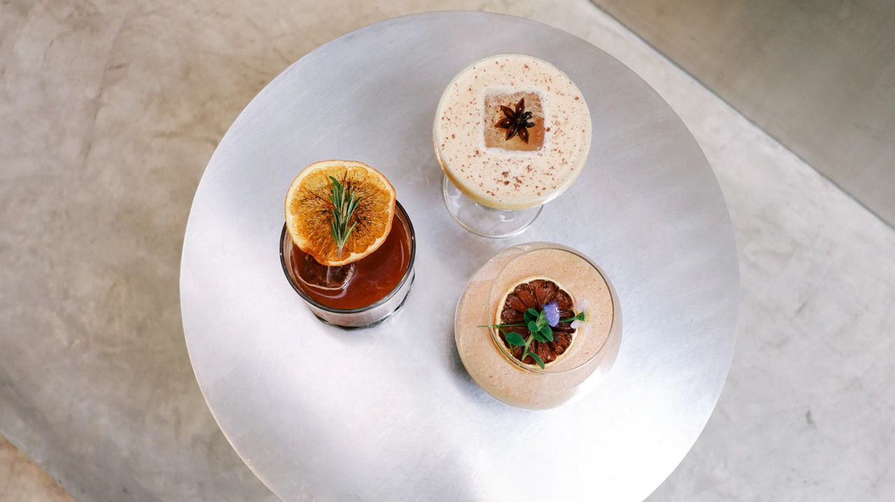 Hario Cafe Bangkok สุขุมวิท 33 นั่งทำงานพร้อมดื่มกาแฟสักแก้ว