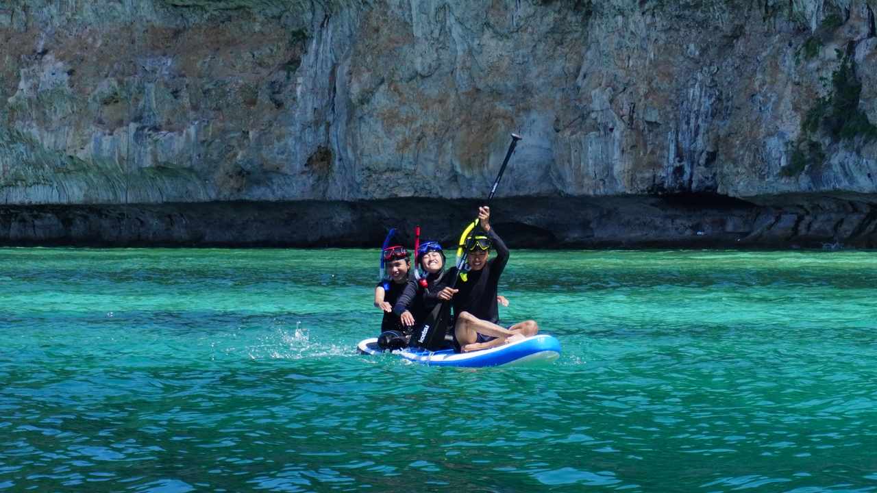 Snorkling di Tebing