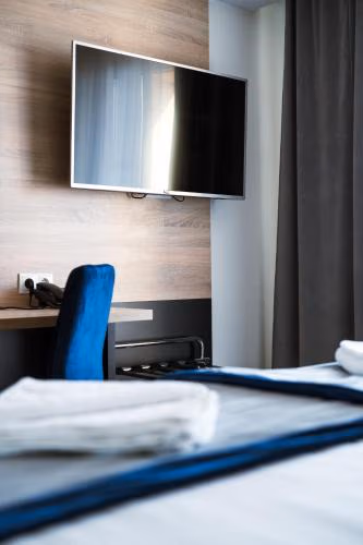 Gold Hotel — foto 1