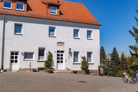 Dreiseitenhof Ferienwohnung Künzel — photo 8