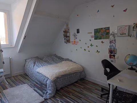 maison face au château — foto 3