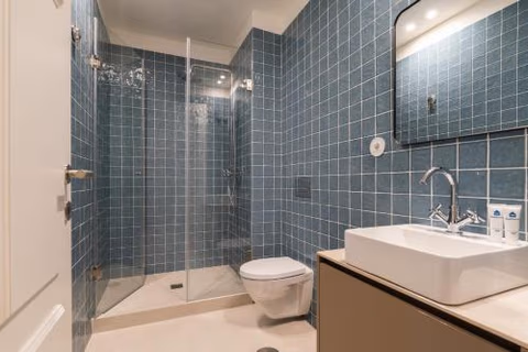Plaza Apartments by HostWise — photo 5