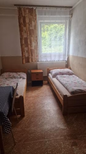Chaty pod Gýmešom - turistická ubytovňa — foto 2