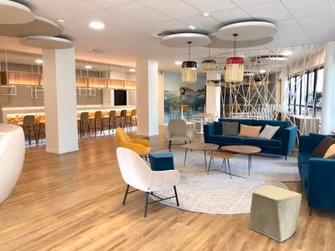 Hotel Biarritz Atlantique - Lycée Hotelier - Management School — foto 2