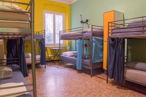 Home Genoa Hostel — photo 2