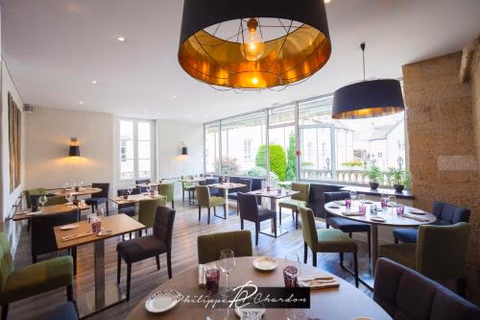 Logis Hôtel Le Cheval Blanc — foto 3