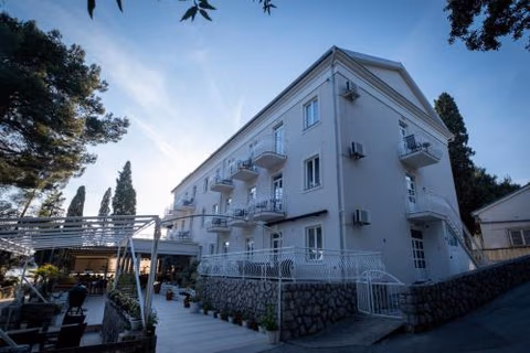 Hotel Bor — foto 2