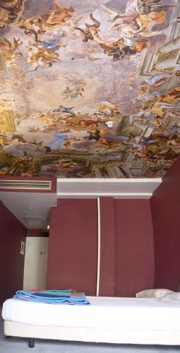 Albergue Revolutum Hostel — foto 9