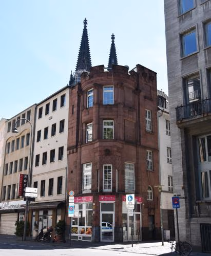 DOM APARTS — foto 1