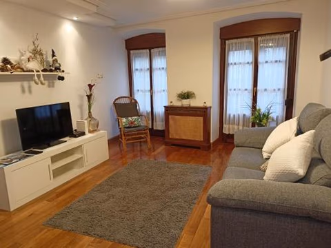 LOA GETARIA — foto 6