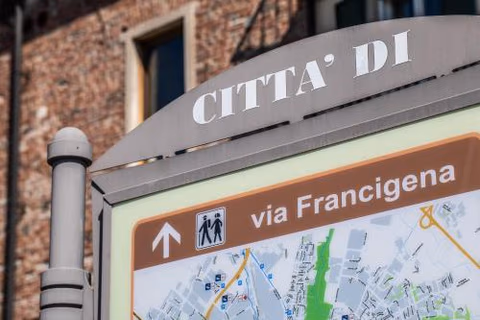 ANGOLO AL PONTE micro appartamento in pieno centro — foto 3
