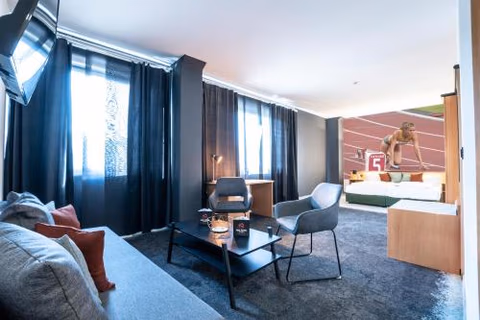 Feel Good Hotel — photo 3