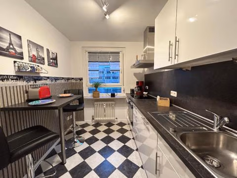 Gemütliches helles Apartment mit Balkon und Parkplatz vor der Tür im Zentrum von Bayreuth — foto 9