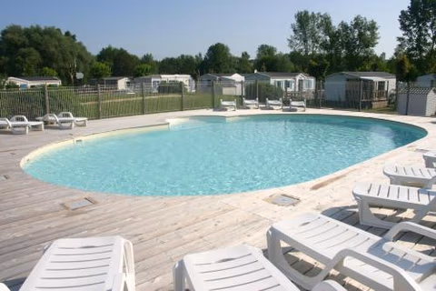 Camping Val de Boutonne — foto 1