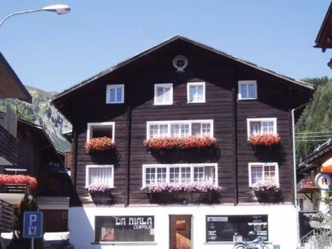 Apartment Fewo mit Blick auf die Berge by Interhome — foto 1