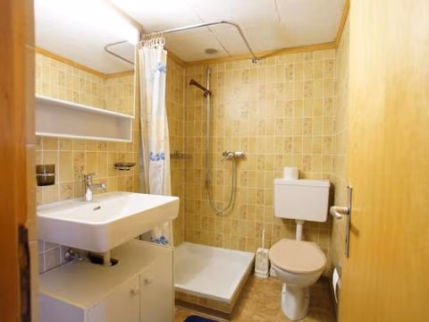 Apartment Fewo mit Blick auf die Berge by Interhome — foto 6