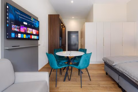 Visionary Hospitality Altdorf, Uri - Premium Apartments with Free Parking, Washer, Kitchen, Terrace, Train Station — foto 7