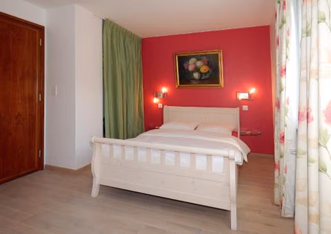 Auberge de Dully — foto 1