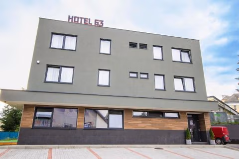 HOTEL 63 — photo 3