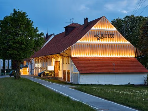 Hotel-Landgasthof KREUZ — foto 1