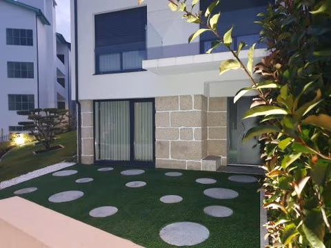 PIMENTA FOUR HOUSE — photo 1