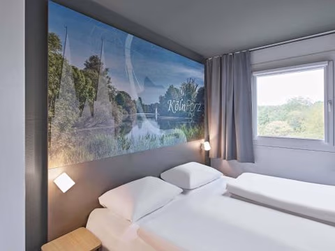 B&B HOTEL Köln-Porz — photo 1