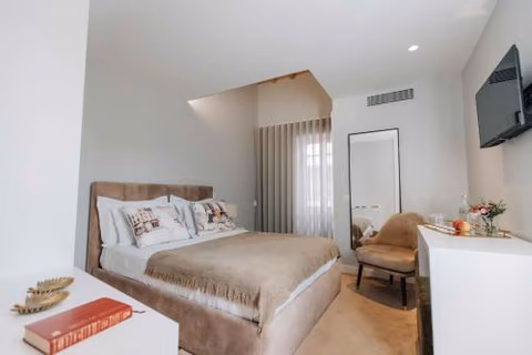 Trovador Guest House — photo 8