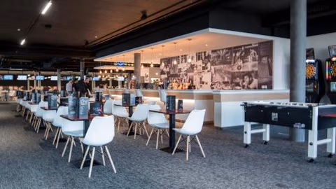 The Bowling Hotel — foto 4