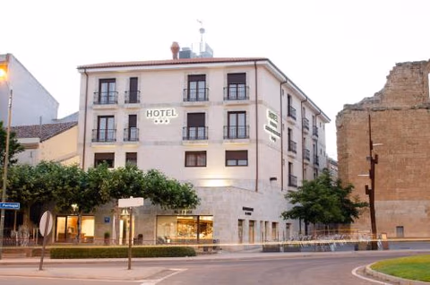 Hotel Puerta Ciudad Rodrigo — foto 1