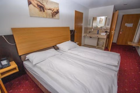 City Hotel — foto 5