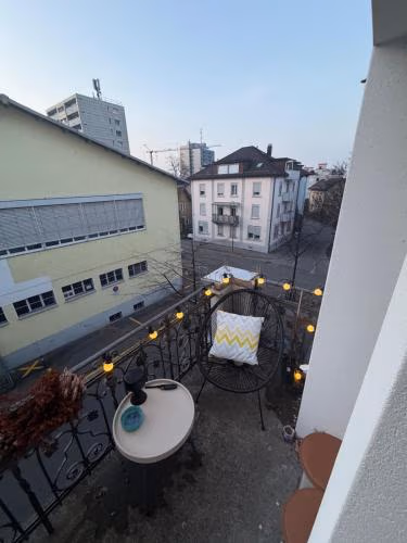 Moderne 4-Zimmer Wohnung nahe Bodensee mit Balkon — foto 2