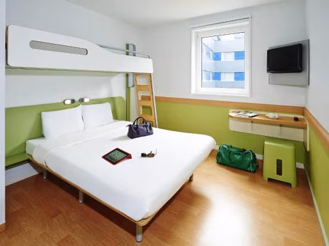ibis budget Tours Centre Gare et congrès — foto 6