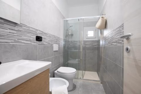 H2ome Lagaccio 4 rooms, 2 bathrooms, AC, near Principe Station — foto 9