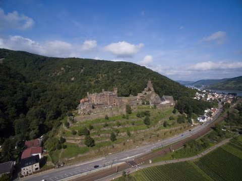 Burg Reichenstein — foto 6