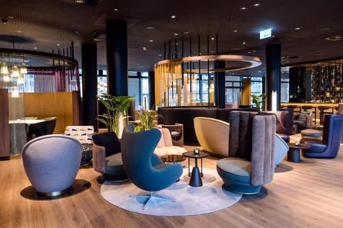 Motel One Frankfurt Messe — foto 2